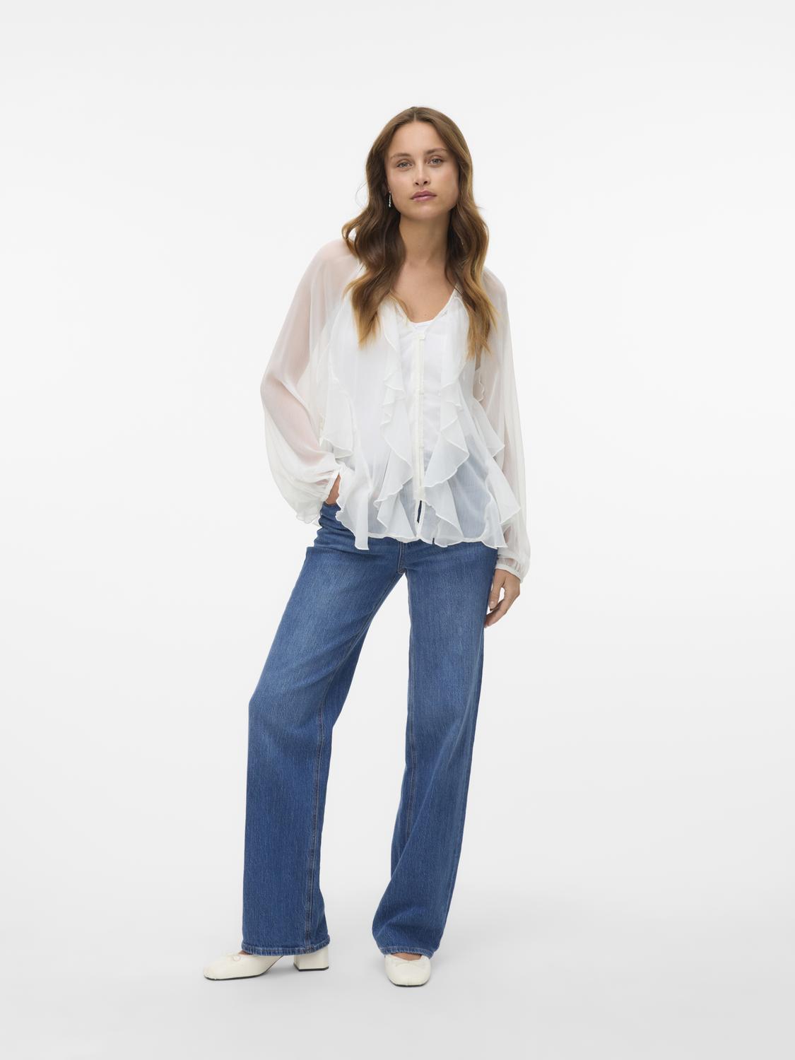 model_shot-front