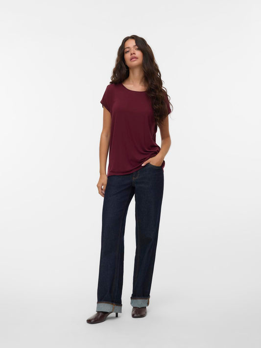 model_shot-front