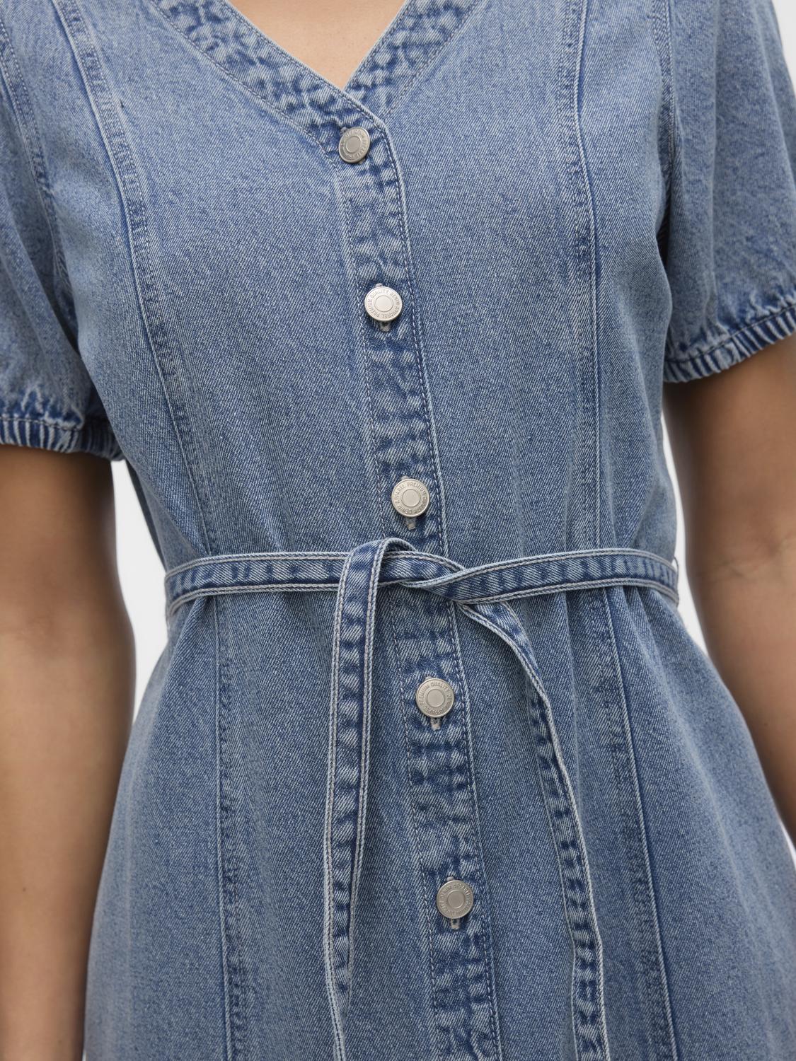 model_shot-detail