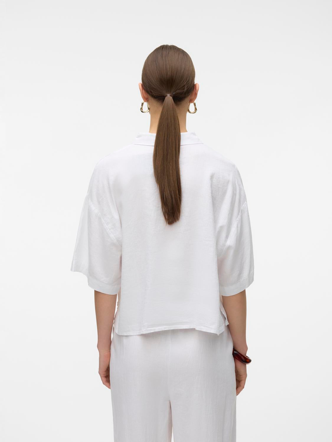 model_shot-back