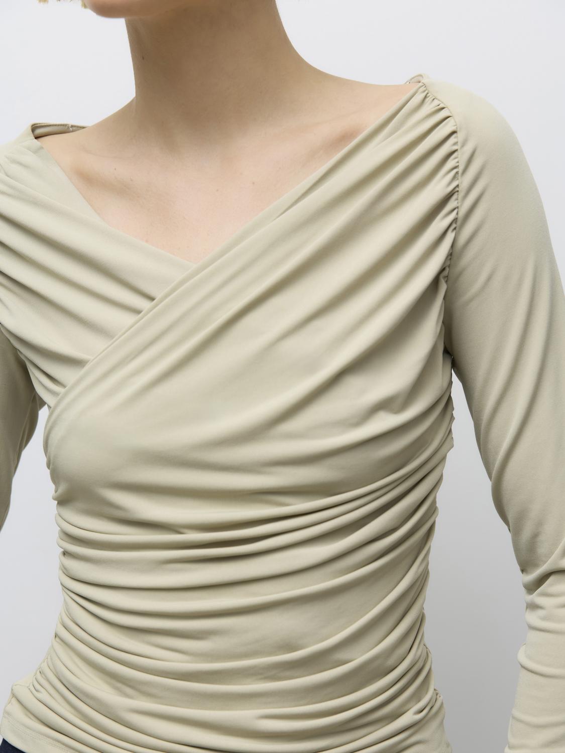 model_shot-detail