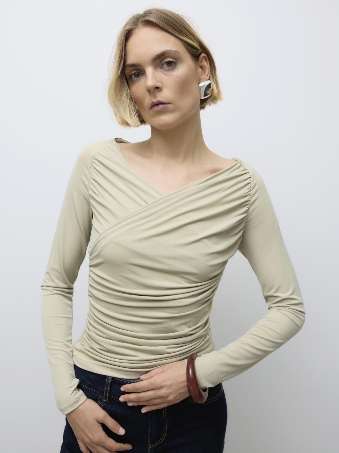 model_shot-detail