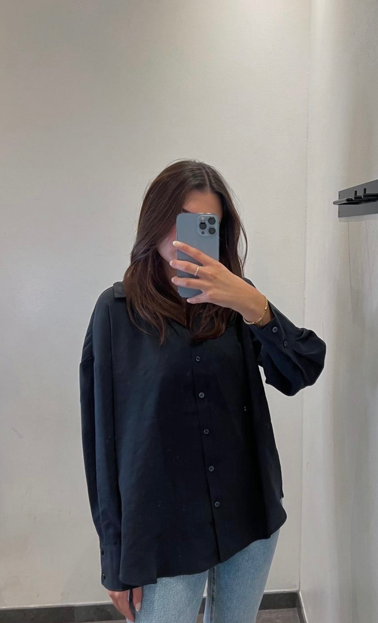 VMQUEENY Shirts - Black